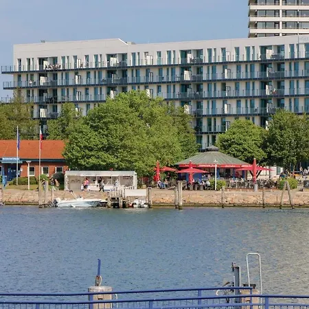 In Travemuende With Sauna 公寓 吕贝克